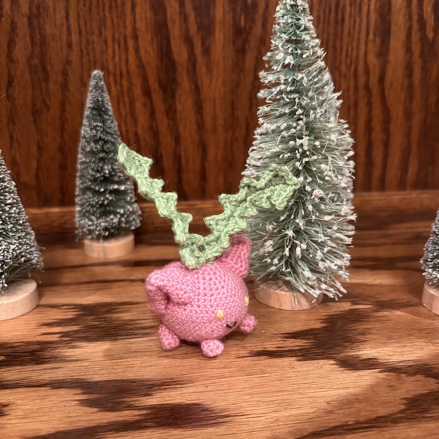 crocheted hoppip